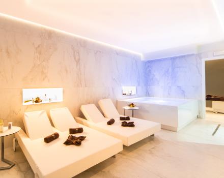 Relaxation and harmony in the wellness center of our 4 star Hotel Sanremo.