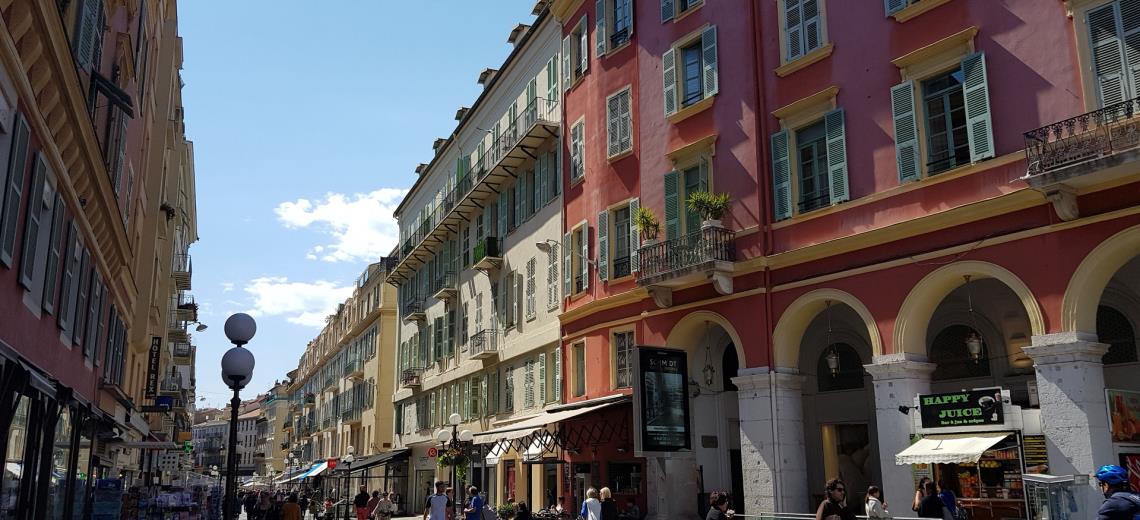 Join our tour to learn about the beauties of Nice