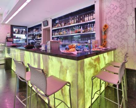 For moments of relaxation or fanciful hors d'oeuvres choose the lounge bar at the Best Western hotel Nazionale.