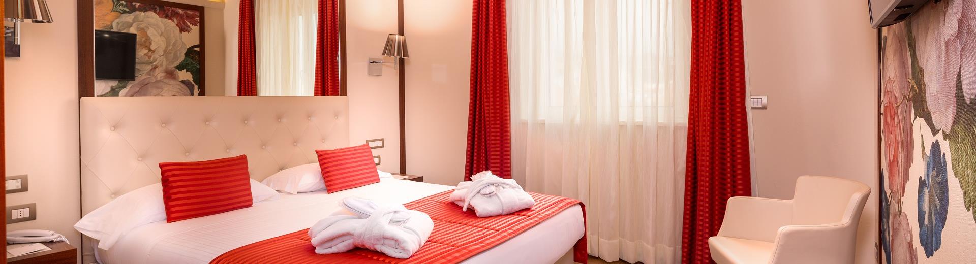 Discover the spaces of our rooms in the center of Sanremo
