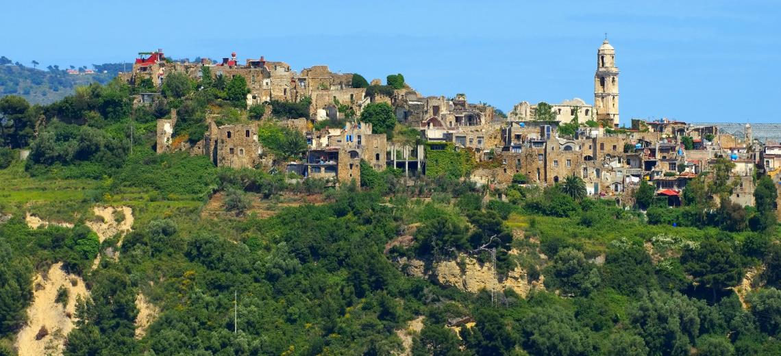 Book our tour and discover Bussana Vecchia
