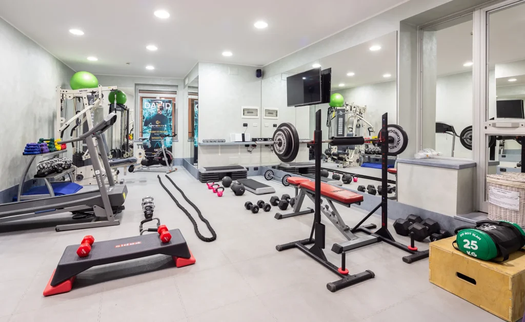 The image shows the fully equipped gym.